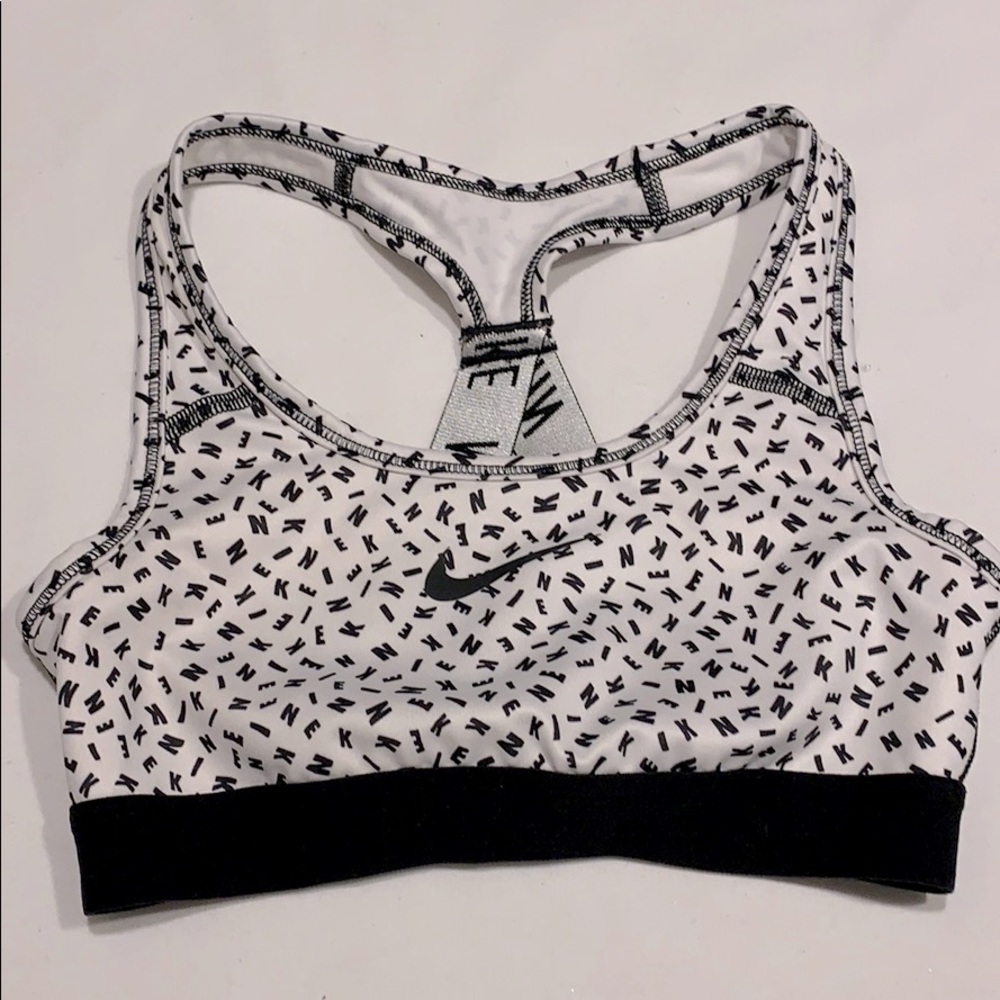 Nike Girls Medium Support Sports Bra